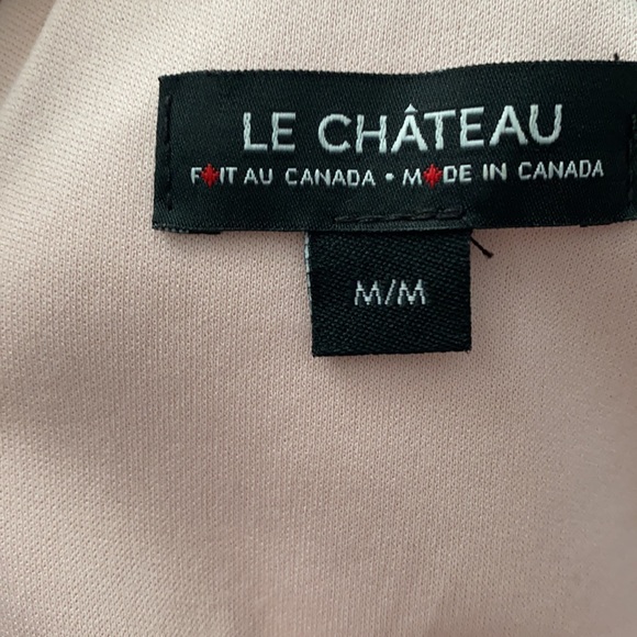 Le chateau Dress - Picture 2 of 3